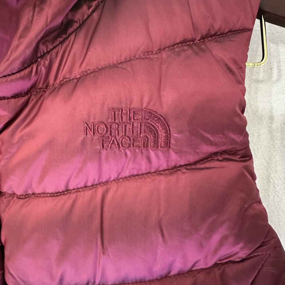 The North Face Puffer Vest Womens Small Red Goose Down 550 Quilted Aconcagua‎ - Picture 3 of 9